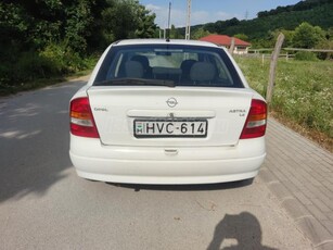 OPEL ASTRA 1.4 16V Club