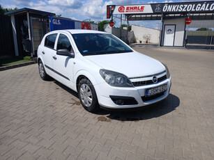 OPEL ASTRA H 1.4 Elegance