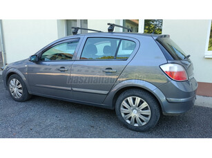 OPEL ASTRA H 1.4 Enjoy