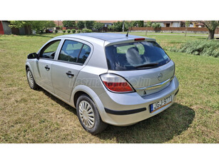 OPEL ASTRA H 1.4 Essentia