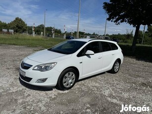 Opel Astra J Sports Tourer 1.7 CDTI Active magy...