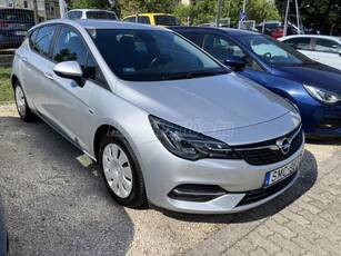 OPEL ASTRA K 1.2 T BEST Magyar. Szervizkönyv