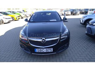 OPEL INSIGNIA Sports Tourer 2.0 T AWD COUNTRY (Automata) Mo.-i!Vez.szkönyv!Friss műszaki!Téligumi felnivel!