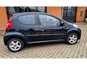 PEUGEOT 107 1.0 Urban EURO5 KLÍMA.SZERVÍZKÖNYV!!!