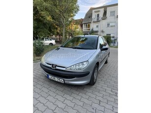 PEUGEOT 206 1.1 Color Line