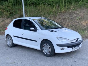 PEUGEOT 206 1.4 16V Premium Friss műszaki vizsga !!