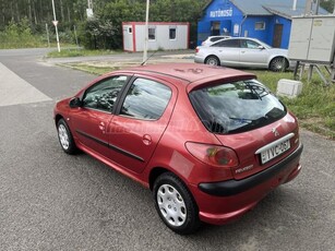 PEUGEOT 206 1.4 Color Line