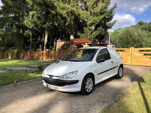 PEUGEOT 206 1.4 HDi Van