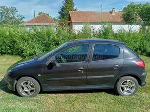 PEUGEOT 206 1.4 Trendy Plus