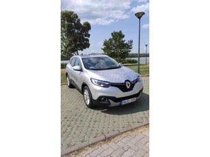 RENAULT KADJAR 1.5 dCi Energy Intens EDC AUTOMATA VÁLTÓ. SZERVÍZKÖNYV