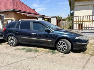 RENAULT LAGUNA 2.2 dCi Expression (Automata)