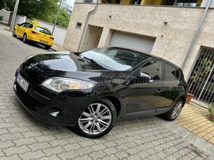 RENAULT MEGANE 1.6 Dynamique Magyarországi.1 év műszaki