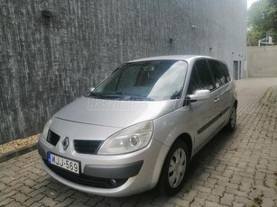 RENAULT SCENIC Grand Scénic 1.5 dCi Dynamique