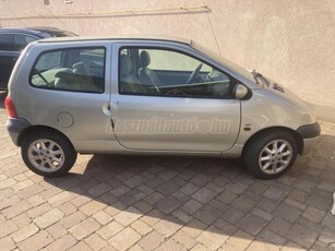 RENAULT TWINGO 1.2 Initiale