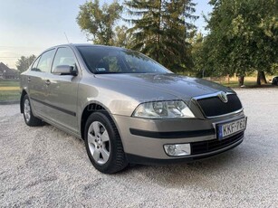 SKODA OCTAVIA 1.6 Ambiente