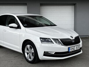 SKODA OCTAVIA 1.6 CR TDI Style LED Tolató Kamera Hangulatfény Magyarországi ÁFÁS ÁR!