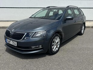 SKODA OCTAVIA Combi 2.0 CR TDI SCR Style Magyarországi.Szervízkönyv.85.000.Km