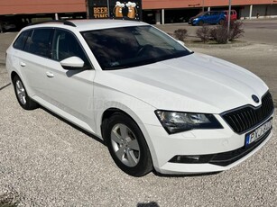 SKODA SUPERB 1.4 TSI ACT Style MAGYARORSZÁGI KULCSNÉLKÜLI CANTON HIFI ÜLÉSFŰTÉS