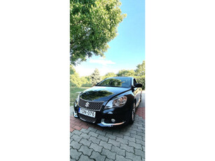 SUZUKI KIZASHI 2.4 SDLX CVT 4WD