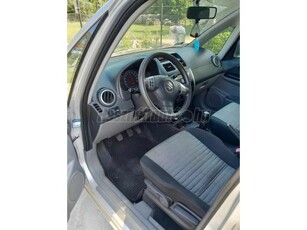 SUZUKI SX4 1.5 GLX AC