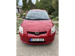 TOYOTA AURIS 1.4 Luna