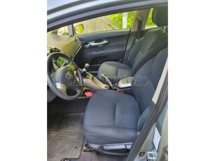 TOYOTA AURIS 1.6 Sol