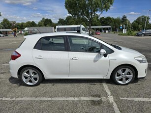 TOYOTA AURIS 1.8 HSD Sol Navi (Automata)