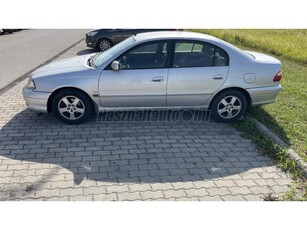 TOYOTA AVENSIS 1.6 Linea Sol