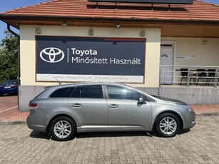 TOYOTA AVENSIS Wagon 1.8 Travel