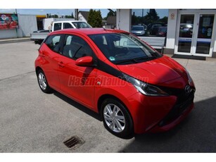 TOYOTA AYGO 1.0 x-clusive Magas felszereltség. tempomat. végig márkaszervizben karbantartott. első tulaj.