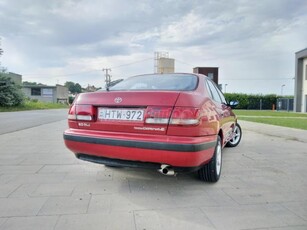 TOYOTA CARINA Carina-E Sedan 2.0 GLi