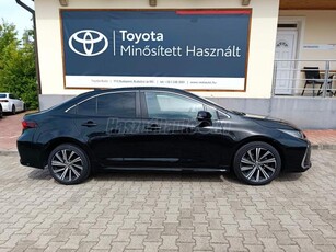 TOYOTA COROLLA Sedan 1.5 Comfort Style Tech CVT 2 év Toyota Minősített Használt garanciával!