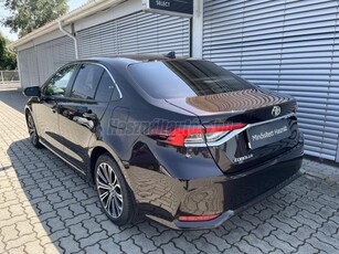 TOYOTA COROLLA Sedan 1.6 Comfort Style