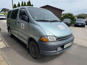 TOYOTA HI-ACE Hiace 2.4 D Panel Van M.ORSZÁGI 6 SZEMÉLYES 205E KM