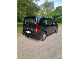 TOYOTA PROACE City Verso 1.2T Shuttle L2H1 [7 személy]