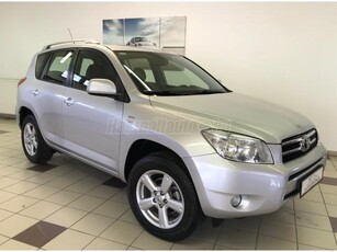 TOYOTA RAV 4 Rav4 2.2 D-4D 4x4 Sol Plus Gyönyörű Állapot!!Friss Szervíz!!Bőr-Tempomat-Űlésfűtés!