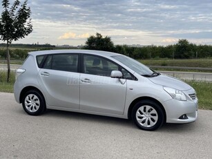 TOYOTA VERSO 2.0 D-4D Premium magyarországi végig márkaszervízben szervízelt Toyota saját tulajdona