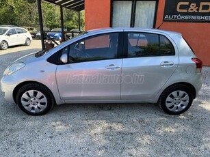 TOYOTA YARIS 1.0 LIFE !! KLÍMA !! 1 TULAJ !! SZERVÍZ KÖNYV !! FRISS VIZSGA !!