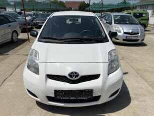 TOYOTA YARIS 1.0 LIFE SZERVIZKÖNYVES