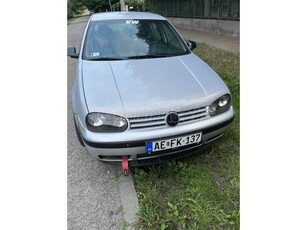 VOLKSWAGEN GOLF 1.9 TDI Comfortline