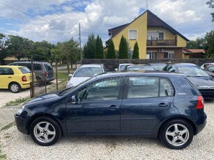 VOLKSWAGEN GOLF V 1.6 FSI Premium 163 224 KM / TOLATÓRADAR / ÜLÉSFŰTÉS / TEMPOMAT / DIGITKLÍMA