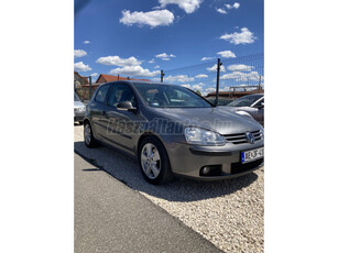 VOLKSWAGEN GOLF V 2.0 PD TDI Trendline