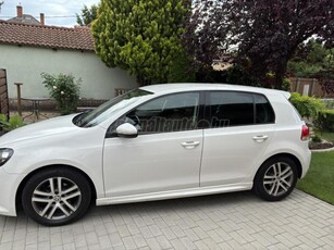 VOLKSWAGEN GOLF VI 1.6 CR TDi R-line