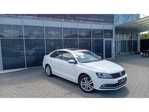 VOLKSWAGEN JETTA 2.0 TDI BMT Highline DSG MAGYAR. 1.-TUL. ÁFÁ-S. 122 399 Km!!. Nr.: 015