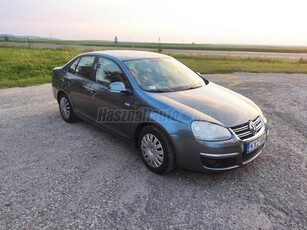 VOLKSWAGEN JETTA V 1.9 PD TDI Trendline