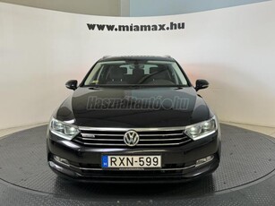 VOLKSWAGEN PASSAT VIII Variant 2.0 TDI BMT SCR Comfortline 4Motion DSG 190 Le. LED. Masszázs. ACC V.Horog vezetett szervizkönyves. leinformálható