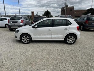 VOLKSWAGEN POLO 1.2 70 Comfortline 140 E KM ! VÉGIG VEZETETT SZERVIZKÖNYV!