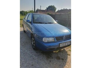 VOLKSWAGEN POLO Classic 1.6 75