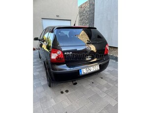 VOLKSWAGEN POLO IV 1.2 65 12V