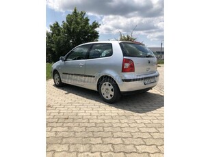 VOLKSWAGEN POLO IV 1.4 75 16V Comfortline